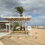 2 Calmes * Frejus